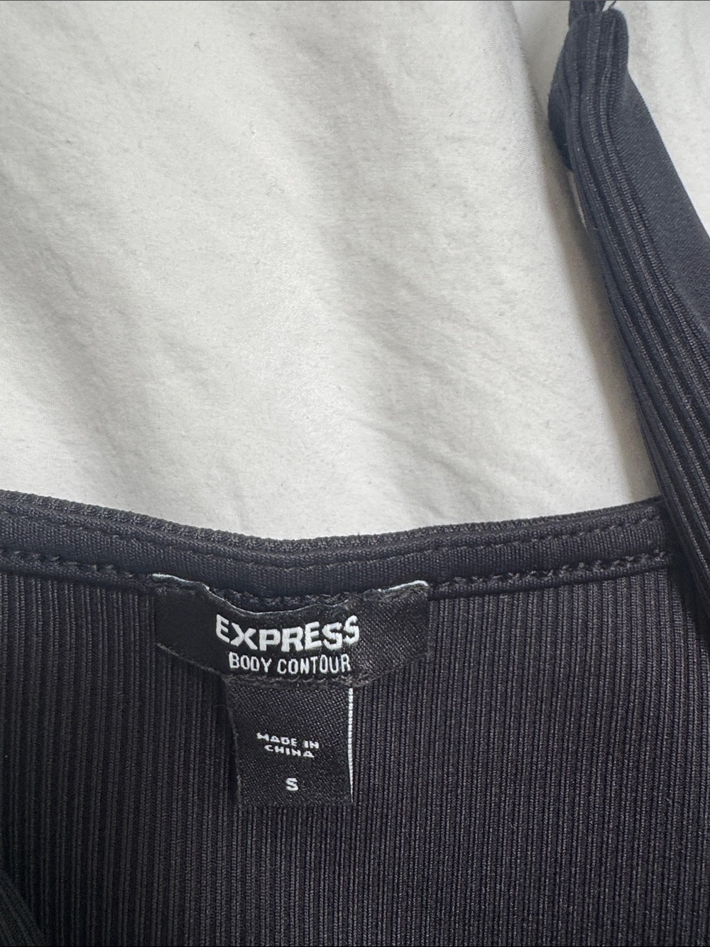 Express Black Ribbed Square-Neck Crop Tank - Picture 2 of 3